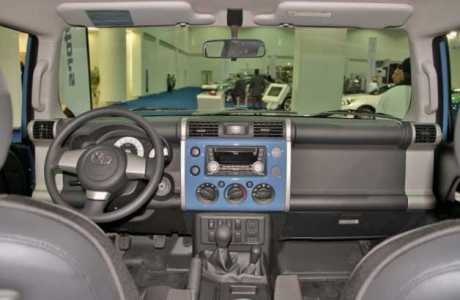 Toyota FJ Cruiser 2012 price in Dubai - Review