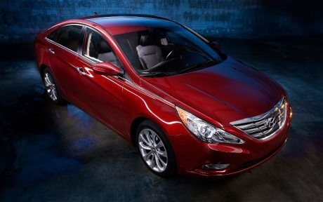 2012-Hyundai-Sonata-front-view